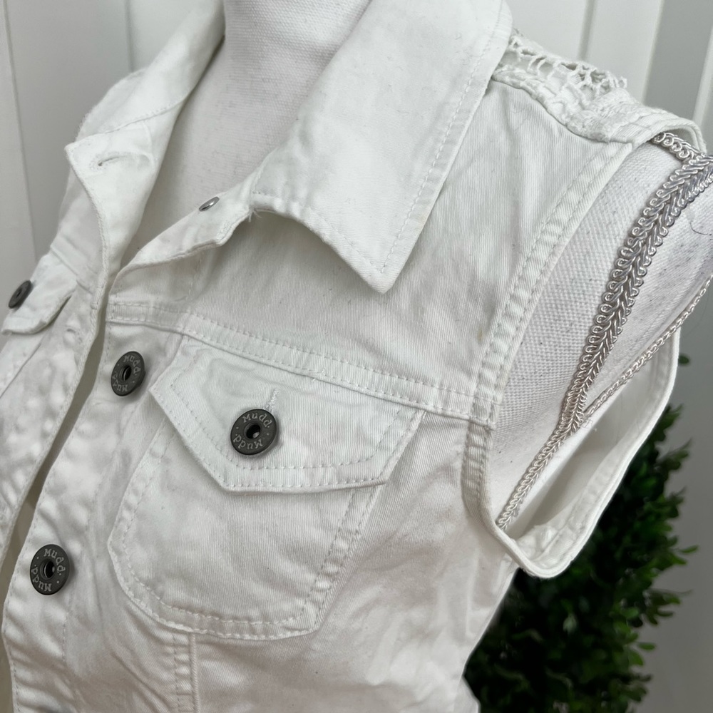 White denim sleeveless vest SMALL - Picture 4 of 10
